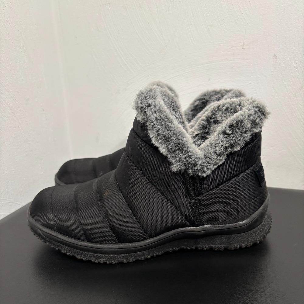 Minnetonka Women's Northtown Boots Black Sz 7M 84840 Nylon Water Resistant Upper
